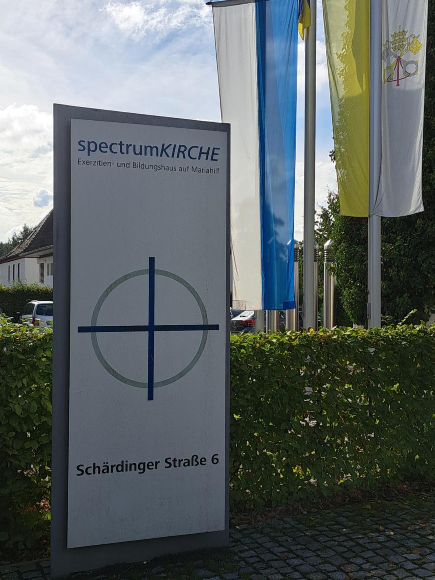 Spectrum Kirche Exerzitien-und Bildungshaus Auf Mariahilf Passau